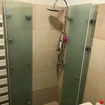 harmonika zuhanyajtó