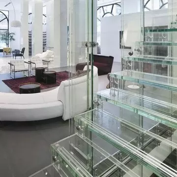 üveglépcső üvegfallal üveglépcső üvegfallal